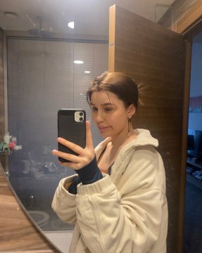 rrrosaline aus Nordrhein-Westfalen,Deutschland